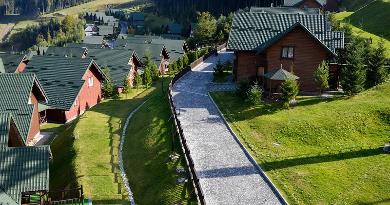 Camping ou hébergement alternatif pour un week-end nature ?