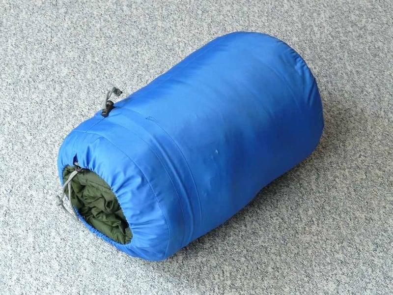 Quel matériel camping pour débuter en famille : la checklist essentielle
